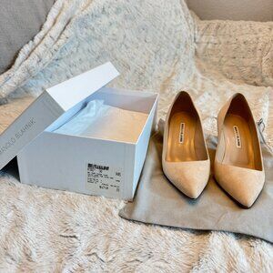 Manolo Blahnik Nude Suede Heels - Box and Dust Bag Included Size 39 / 70mm